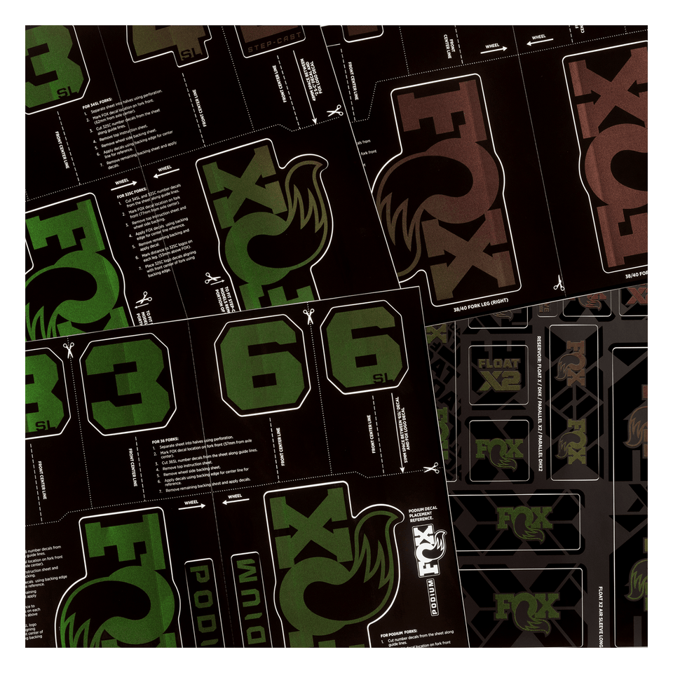 https://serenity-foxfactory.asset.akeneo.cloud/fox_asset_family/media/Custom_Decal_Green_Red_Flux_803_04_688.png